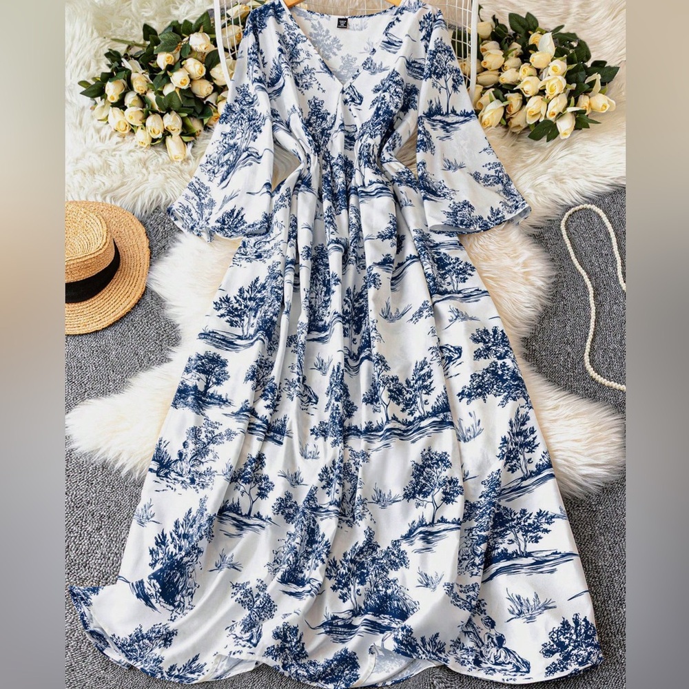 Chic Navy and White Floral Maxi Dress